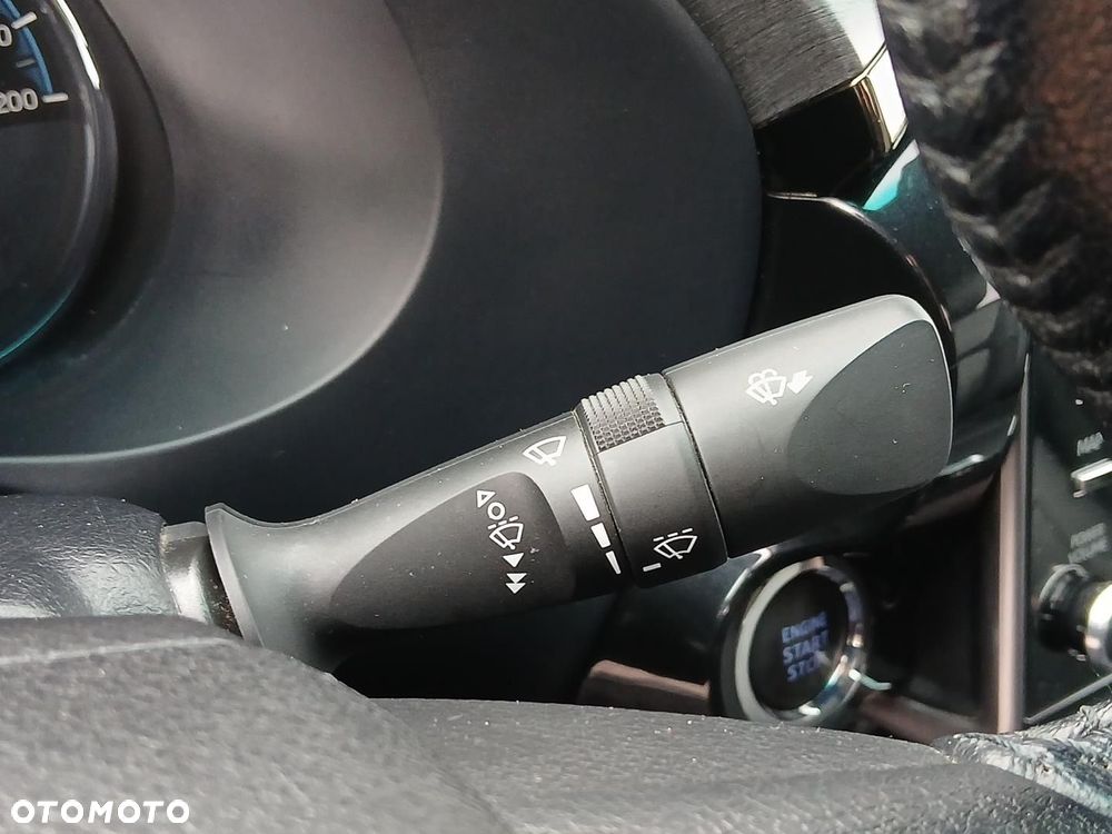 Toyota Hilux 2.8 D-4D Double Cab Invincible Sport 4x4 - 34