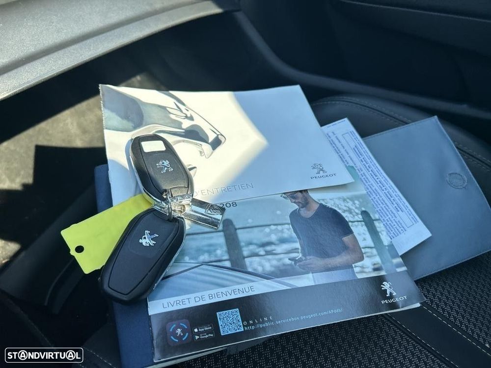 Peugeot e-208 50 kWh GT Line - 10