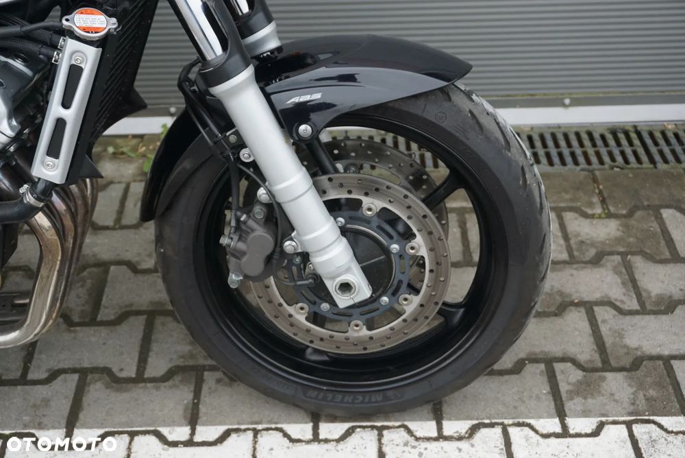 Yamaha FZ6 - 7