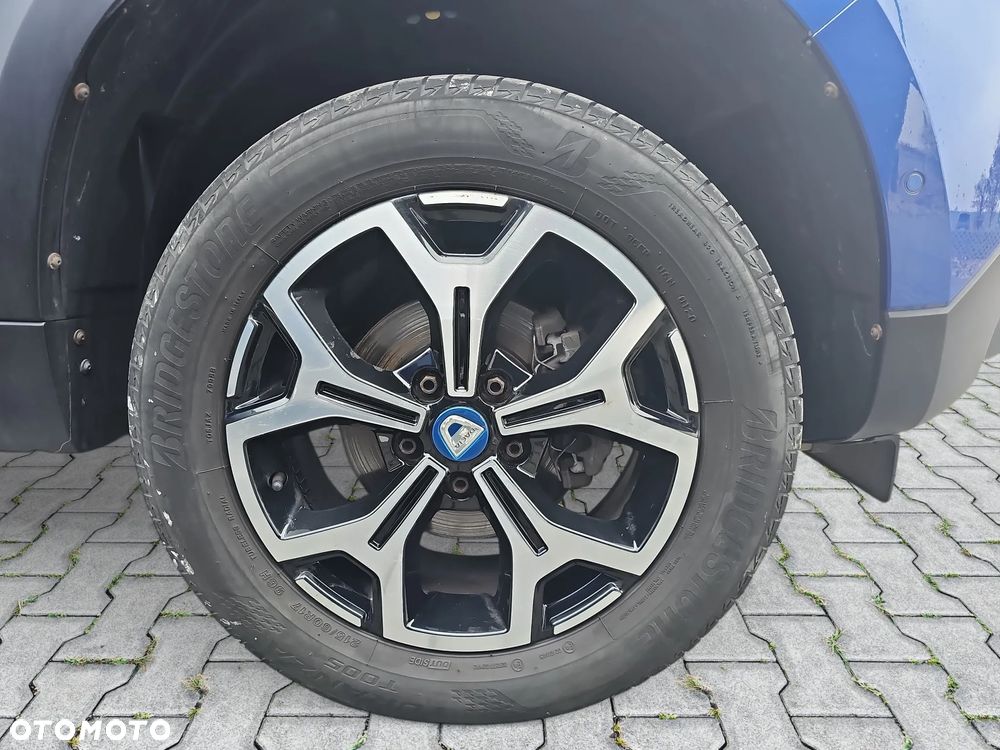 Dacia Duster 1.0 TCe SL Celebration - 33