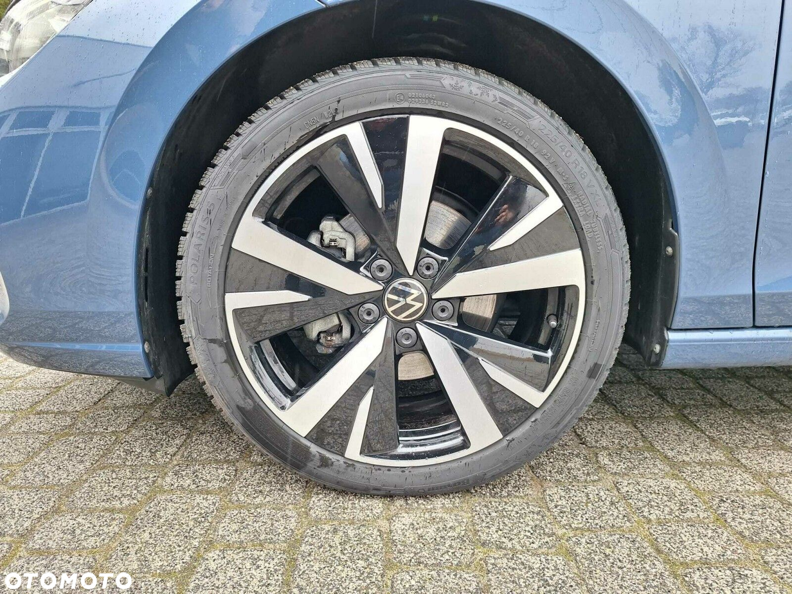 Volkswagen Golf - 28