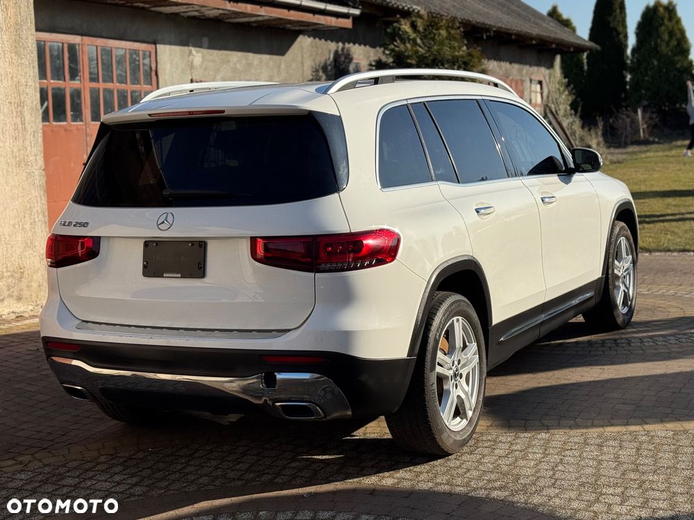 Mercedes-Benz GLB 250 4Matic 8G-DCT Edition 1 - 10