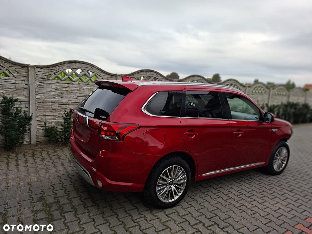 Mitsubishi Outlander 2.4 4WD Diamant+ - 9