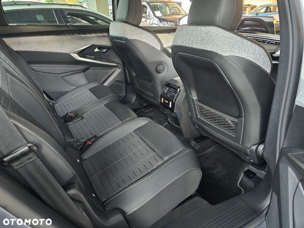 Peugeot 5008 - 9