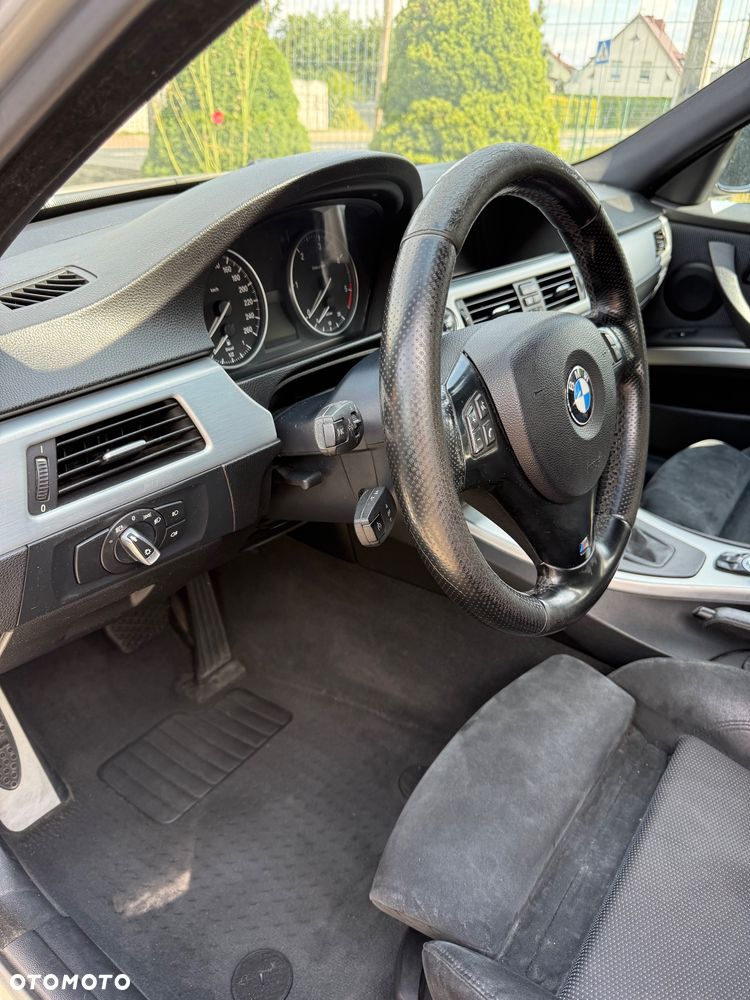 BMW Seria 3 320d DPF - 12