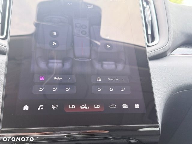 Hongqi HS3 - 6