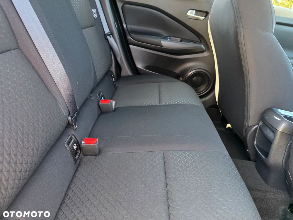 Nissan Juke 1.0 DIG-T N-Connecta - 28