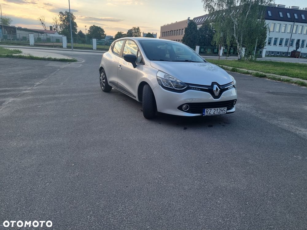 Renault Clio dCi 90 Dynamique - 4