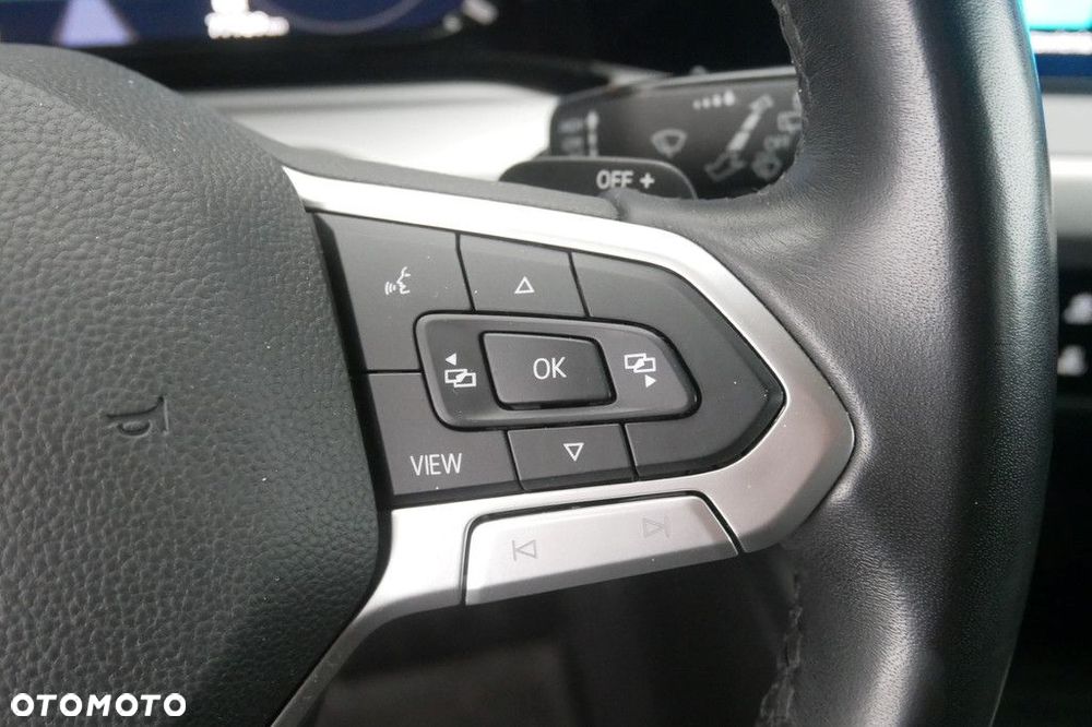 Volkswagen Golf Variant - 21