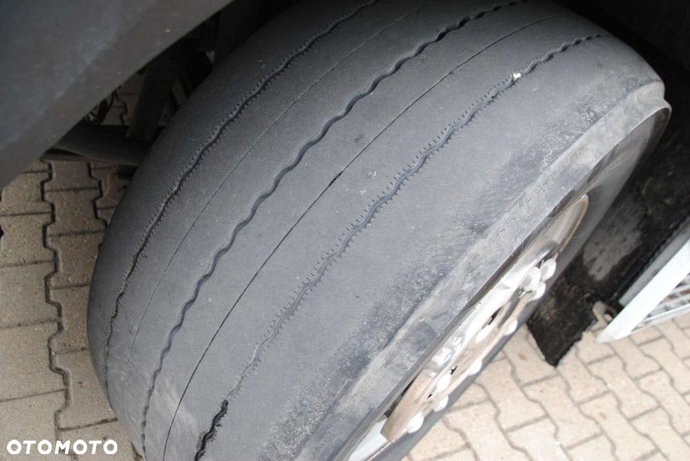 Renault Magnum 460 - 11