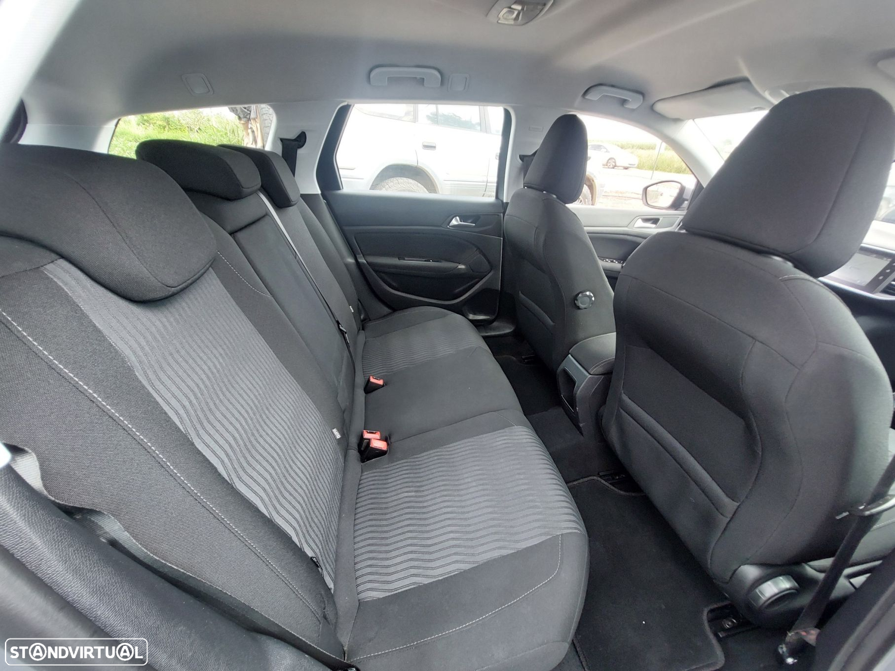 Peugeot 308 SW 1.6 BlueHDi Style - 16