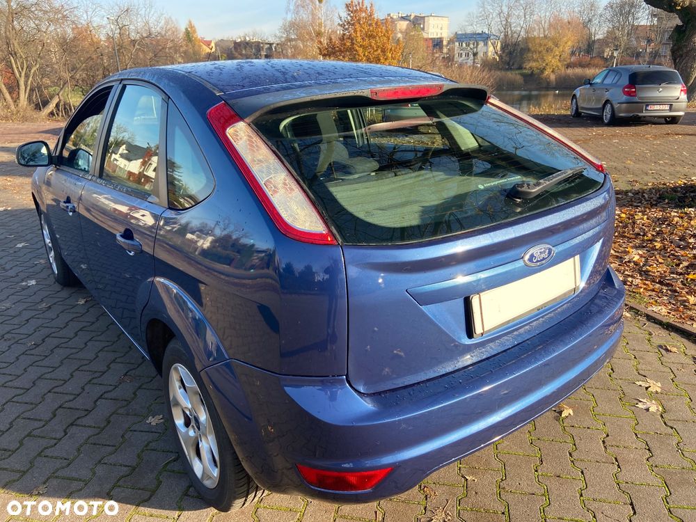 Ford Focus 1.6 16V Ambiente - 5