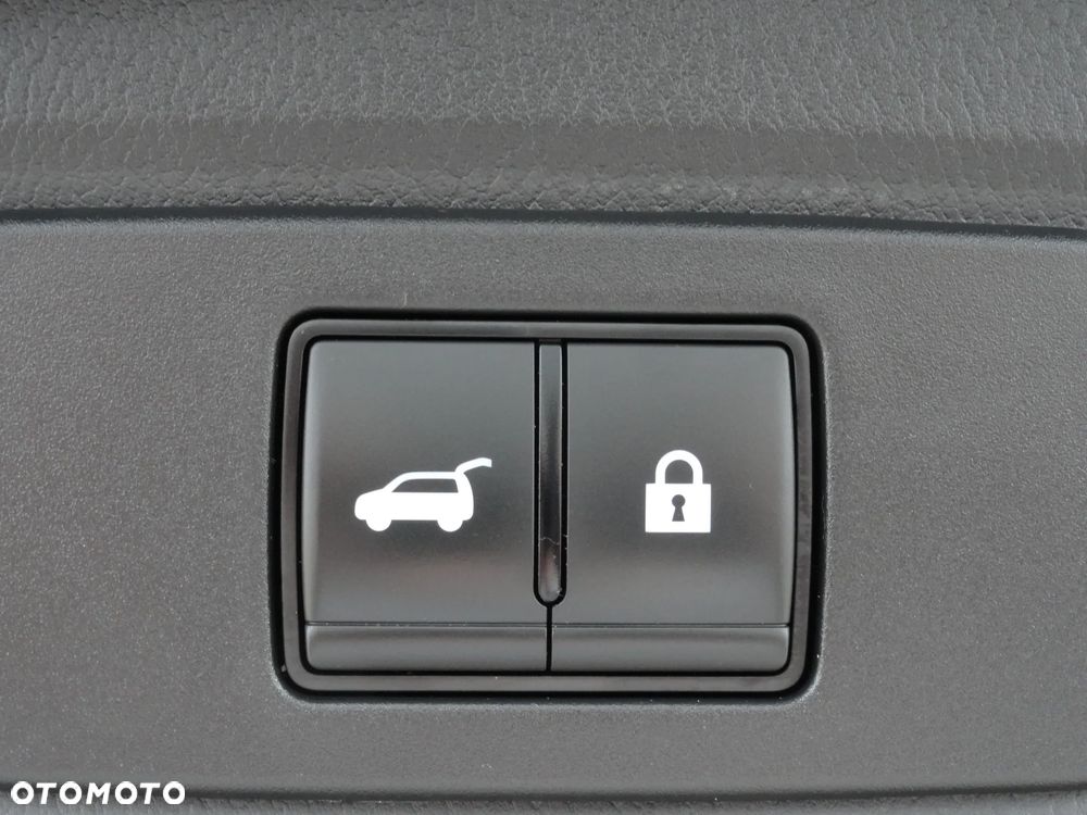 Nissan Qashqai 1.3 DIG-T MHEV Xtronic Tekna - 31