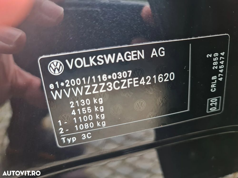 Volkswagen Passat 2.0 TDI DSG Highline - 31