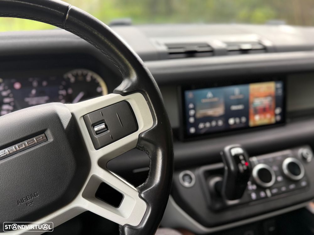 Land Rover Defender 110 D240 S - 6