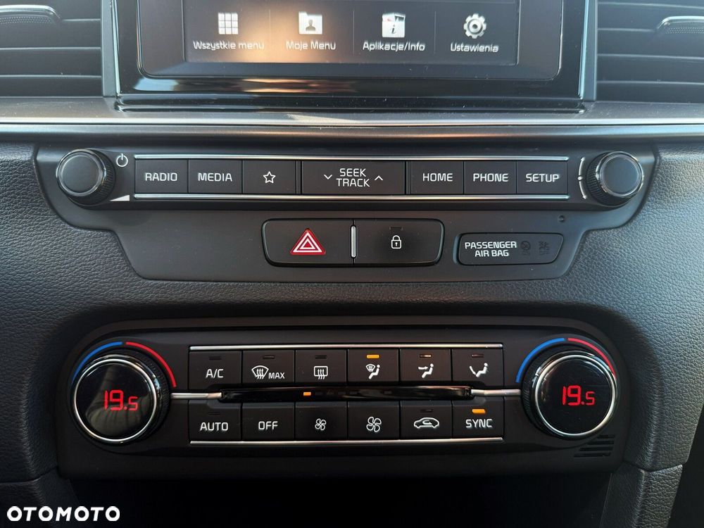 Kia Ceed 1.4 T-GDI M DCT - 23