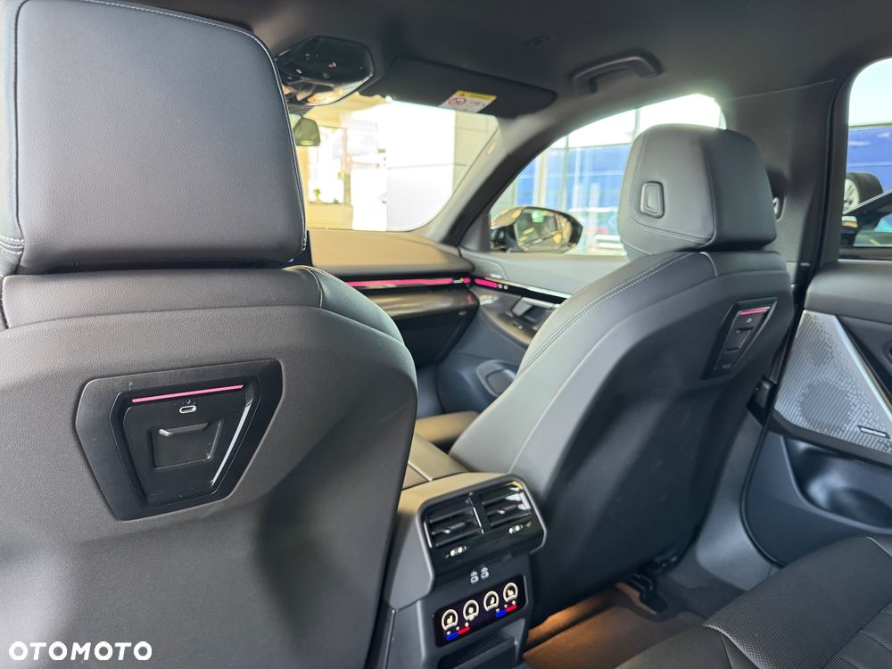 BMW Seria 5 520d xDrive - 22