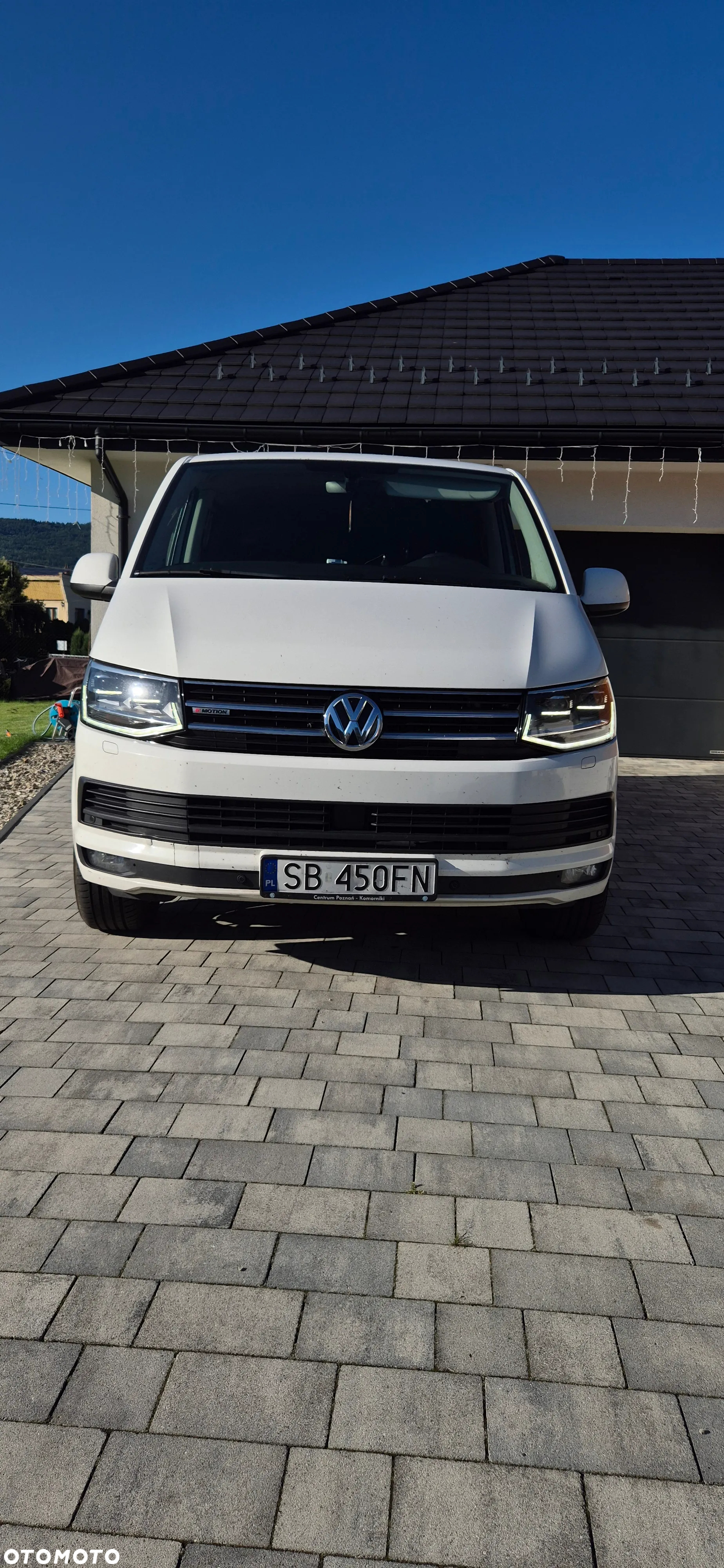 Volkswagen Caravelle 2.0 TDI L2 Trendline 4Motion DSG - 9