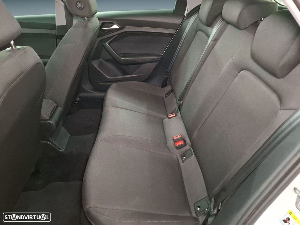 Audi A1 Sportback 25 TFSI Advanced - 14