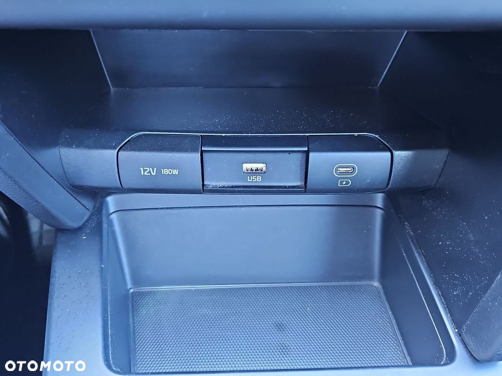 Kia Ceed 1.5 T-GDI M - 24