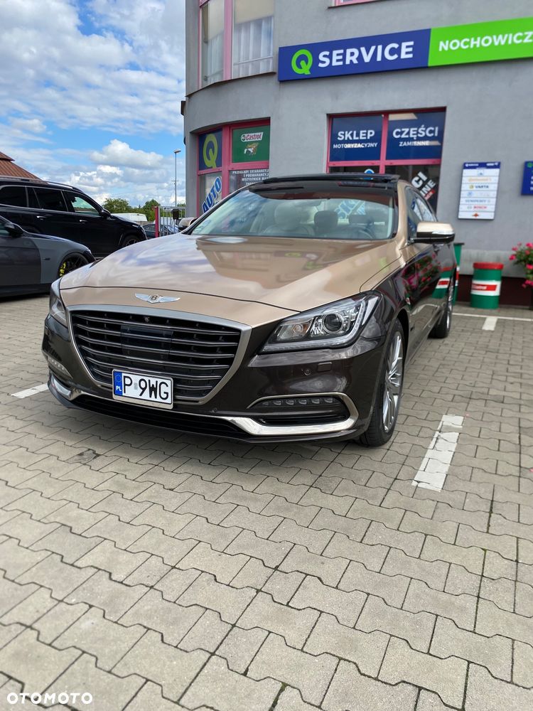 Hyundai Genesis - 16