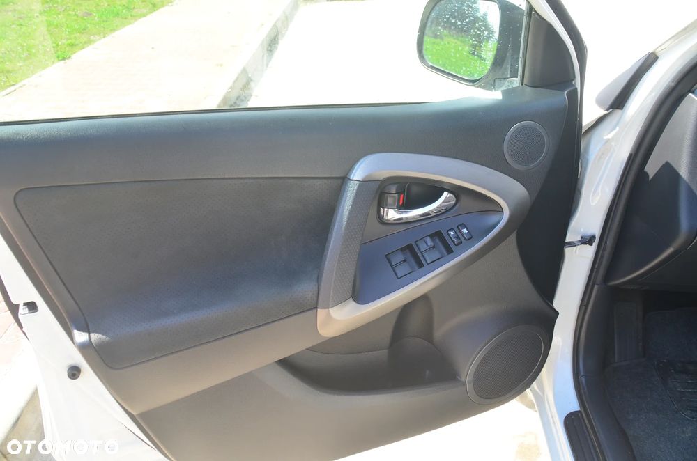 Toyota RAV4 2.0 VVT-i Premium MS - 14