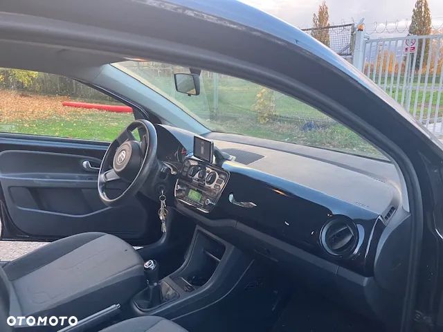 Volkswagen up! - 11