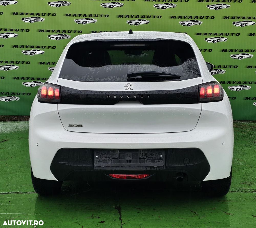 Peugeot 208 PureTech 100 EAT8 Active - 8