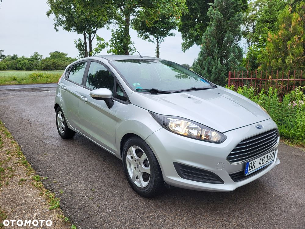 Ford Fiesta - 2