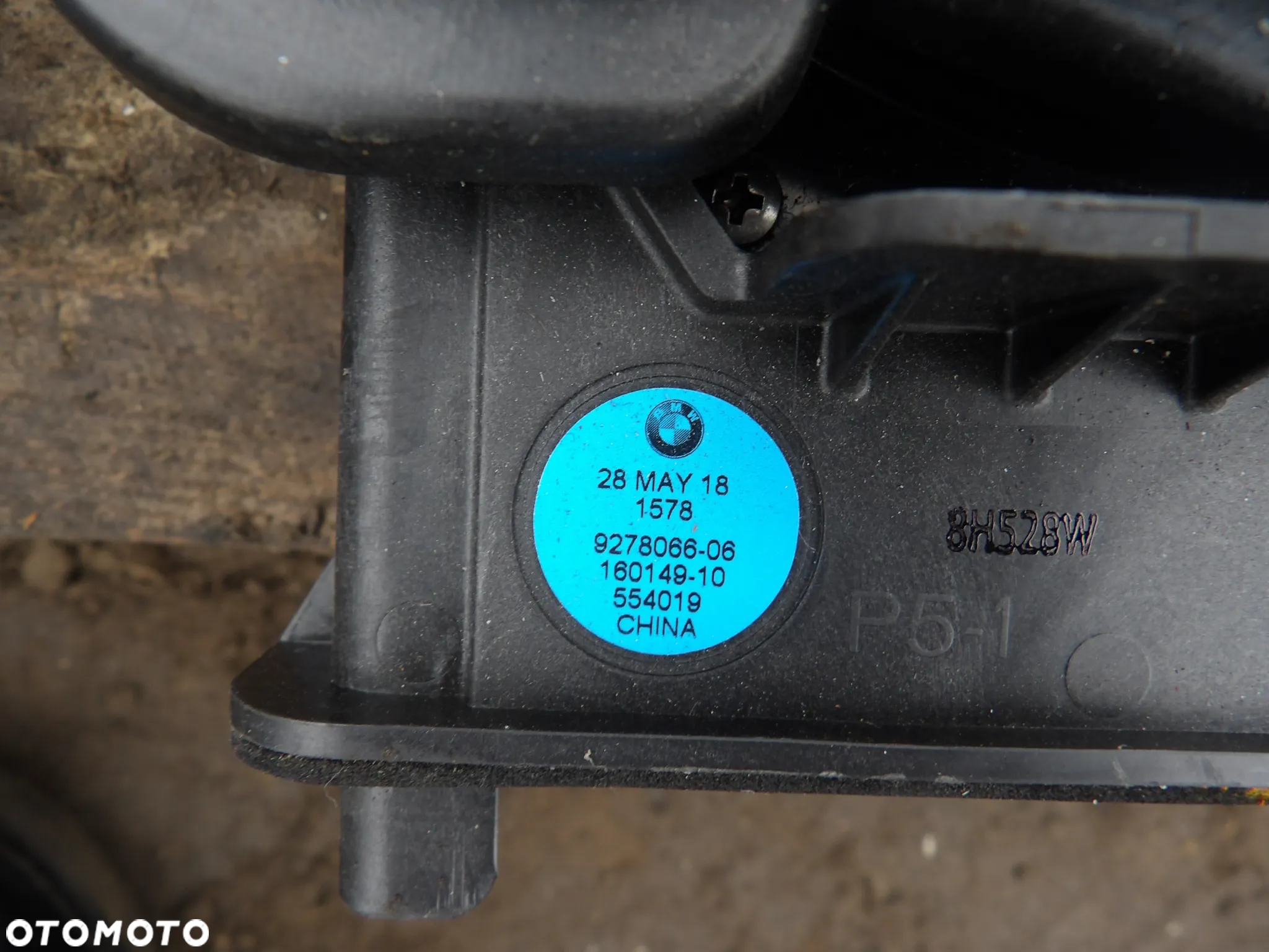 BMW F48,X1 - GŁOŚNIKI NISKOTONOWE - PRAWY/LEWY - KOMPLET - 9278066  9278065 - 2