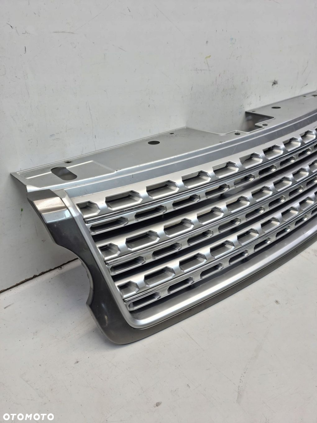 RANGE ROVER VOGUE 12- GRILL ATRAPA ZDERZAKA - 3