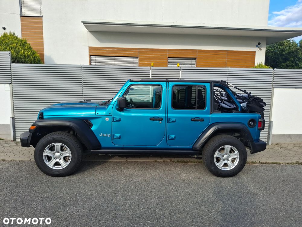 Jeep Wrangler Unlimited GME 2.0 Turbo Sport - 1