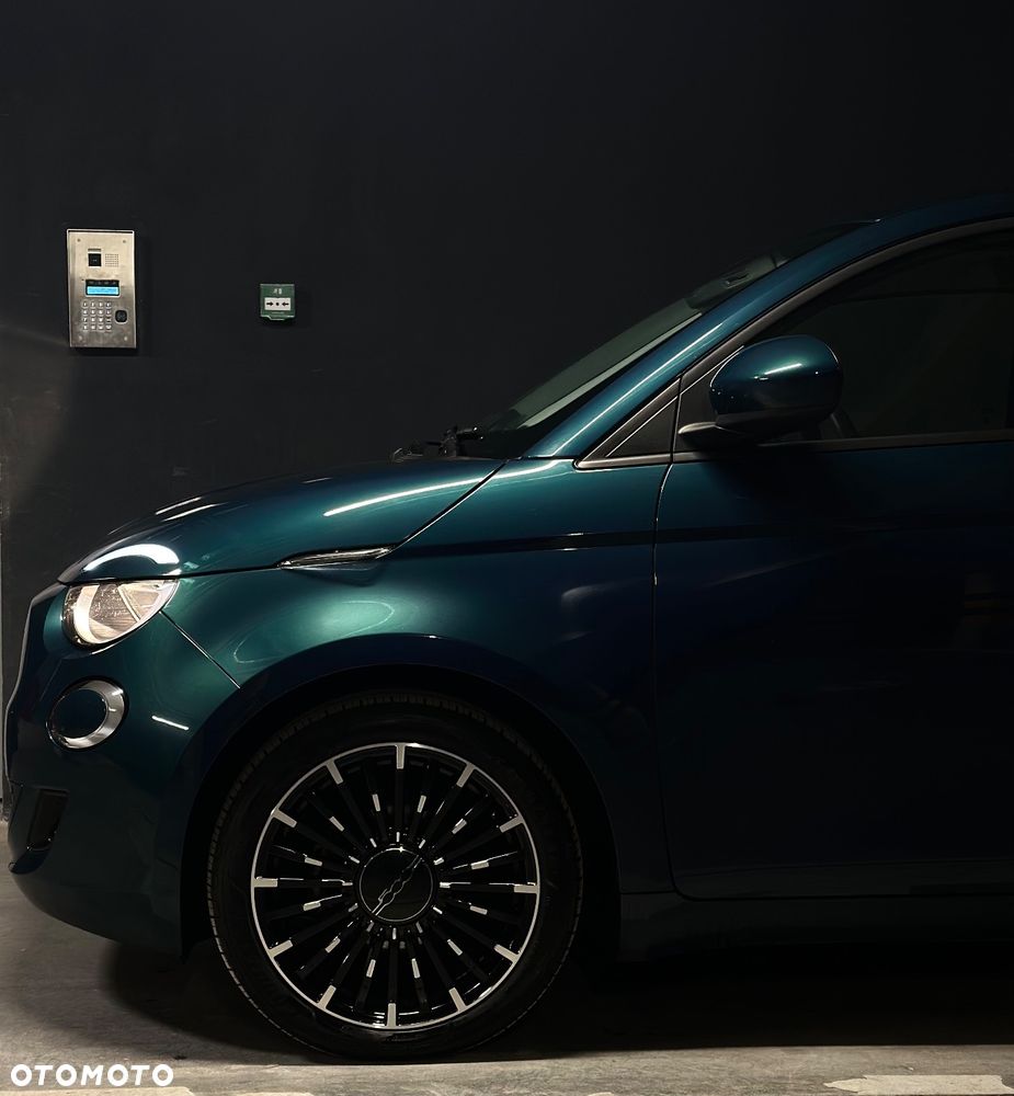 Fiat 500e Action - 7