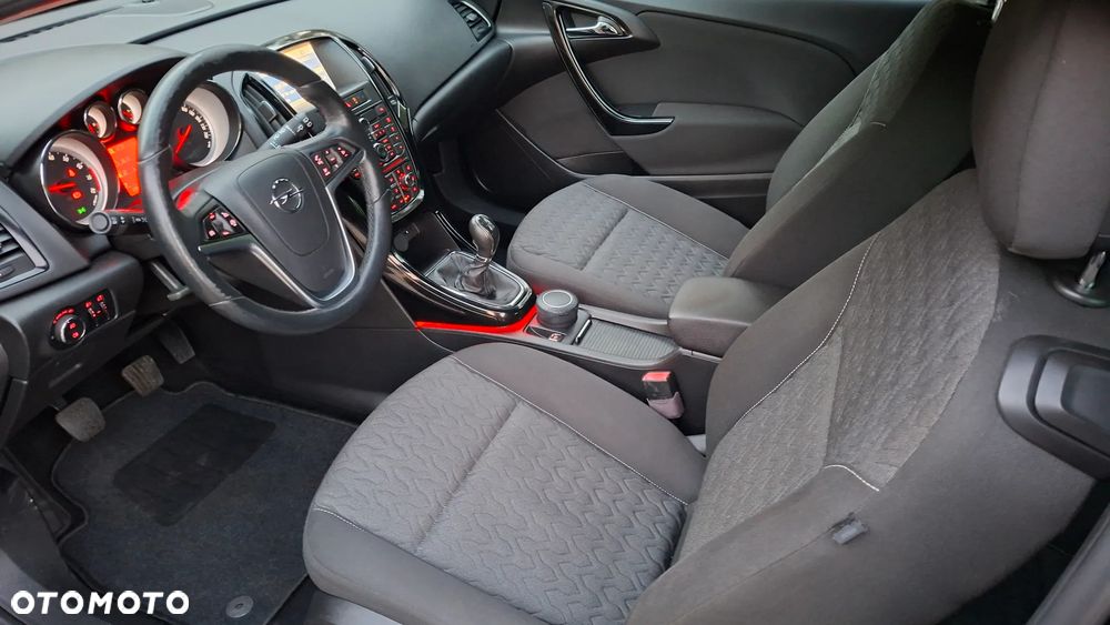 Opel Astra - 9