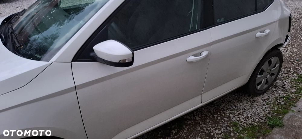 Skoda Fabia - 4