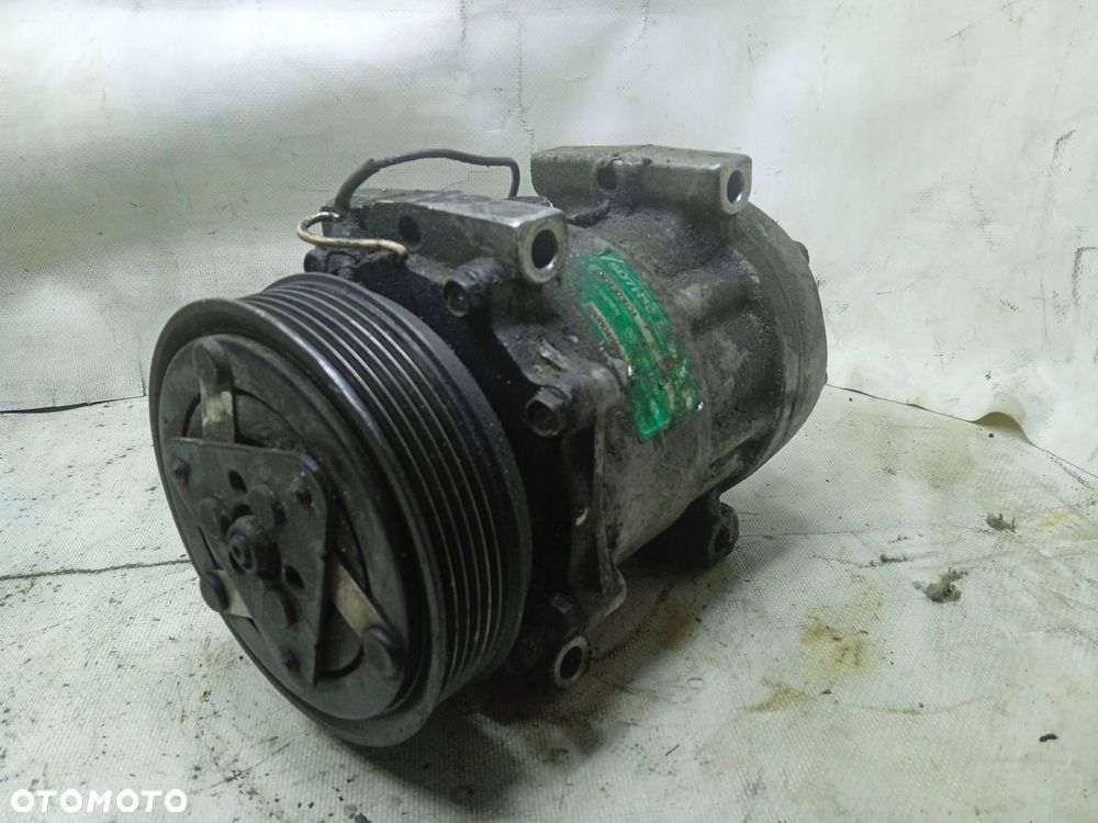 Kompresor Sprężarka Klimatyzacji 8200040681 Renault Scenic Ii 1.9 Dci - 4