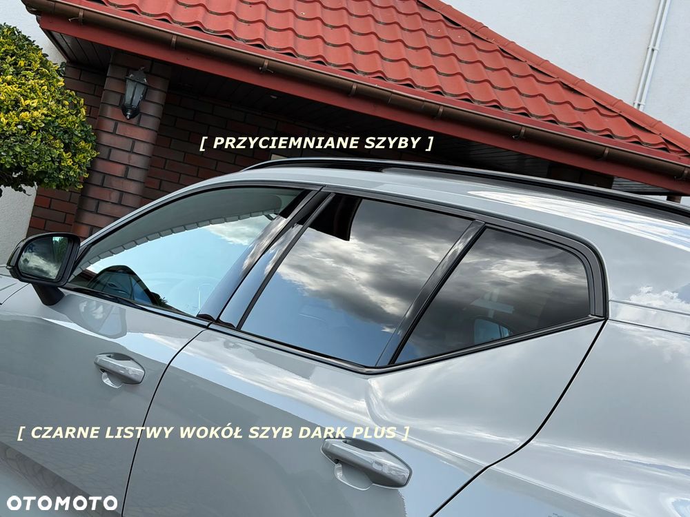 Volvo XC 40 B3 B DKG Ultra Black Edition - 33