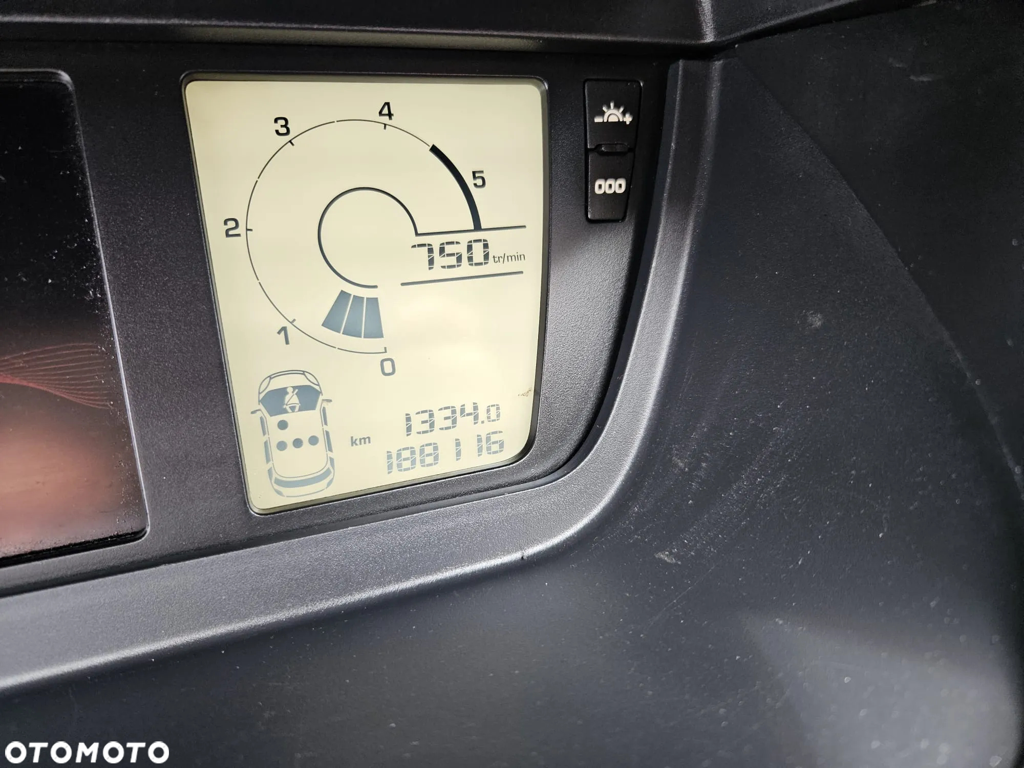 Citroën C4 Grand Picasso 1.6 HDi FAP (7-Sitzer) Tendance - 26