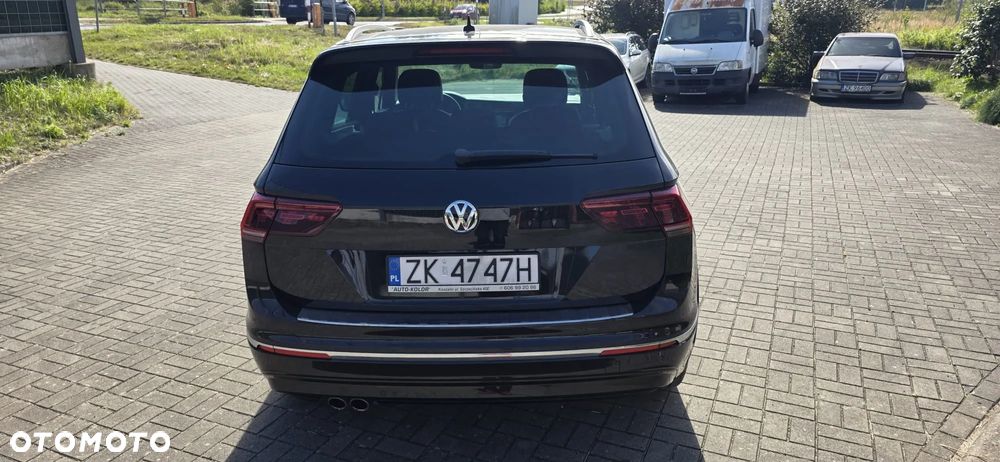 Volkswagen Tiguan 2.0 TDI SCR 4MOTION DSG R-Line - 4