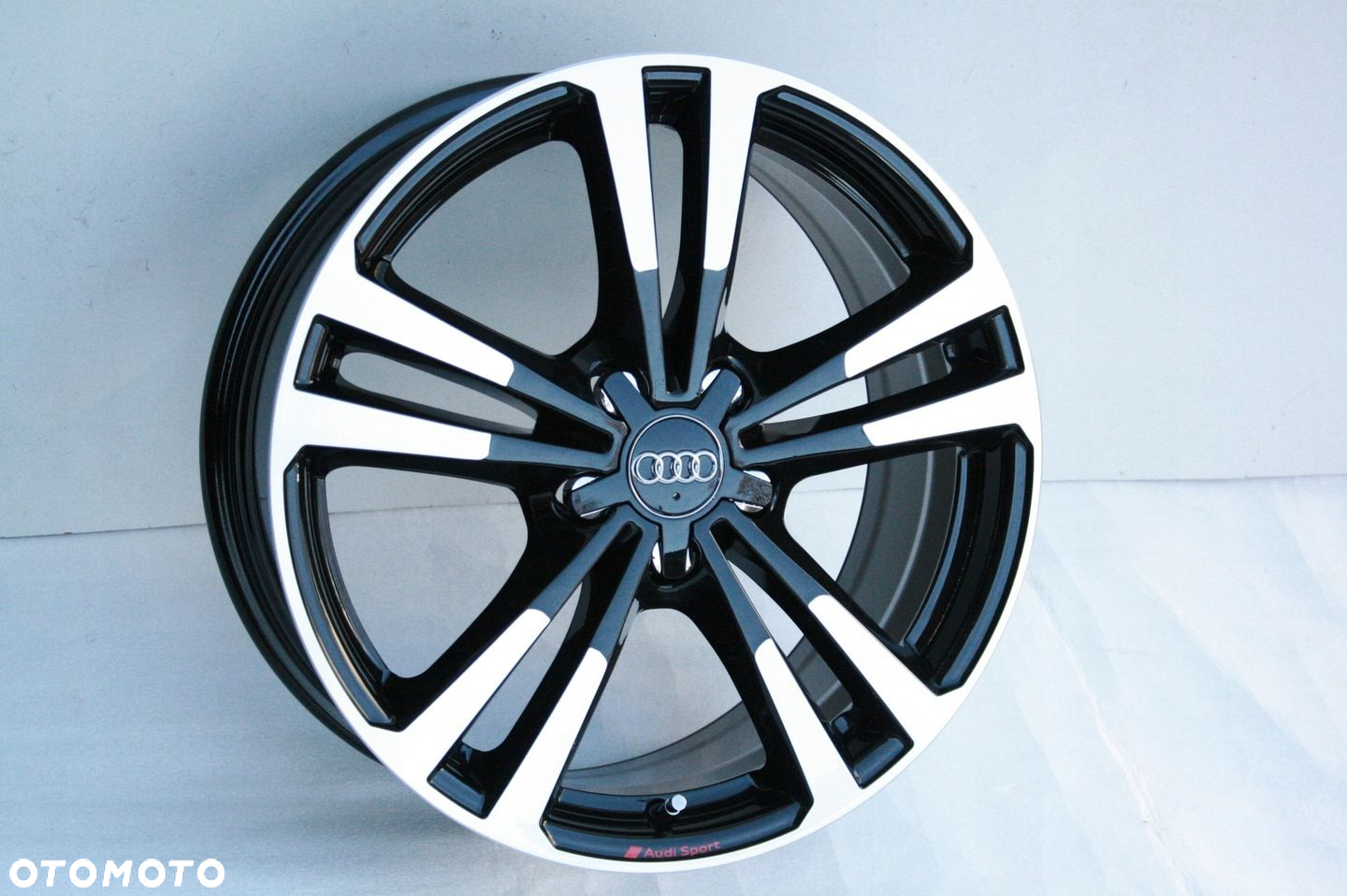 FELGI NOWE Audi Sport A3 S3 S-Line Q2 Q3 18 OE 8V0601025BL ORYGINALNE - 3