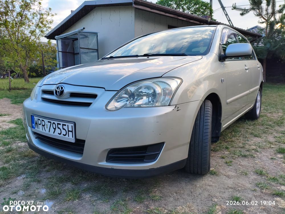 Toyota Corolla - 3