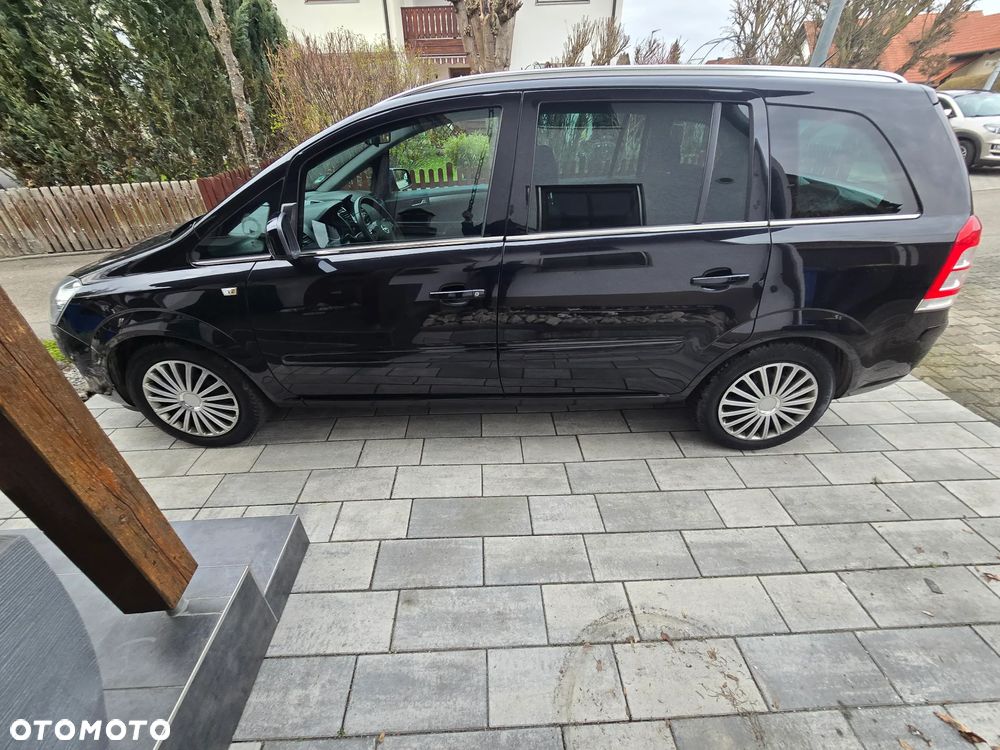 Opel Zafira 1.8 Innovation 110 Jahre - 9