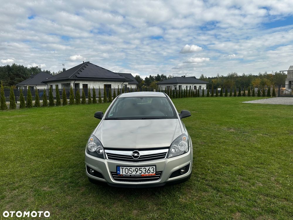 Opel Astra 1.4 Edition Plus - 24
