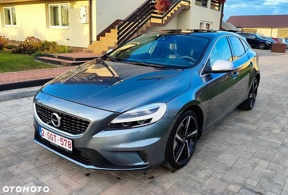 Volvo V40 D3 Momentum - 18