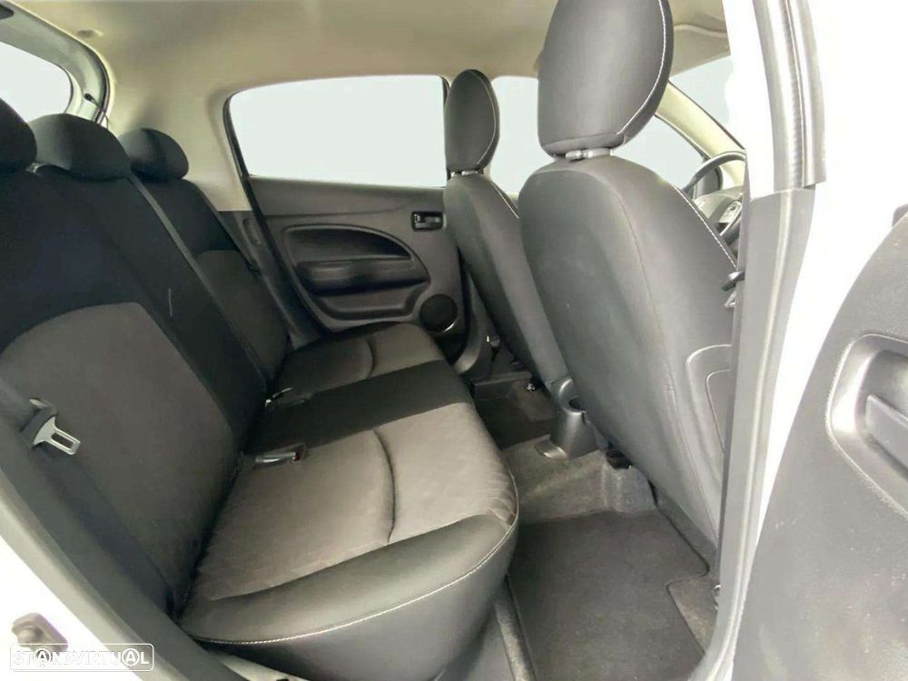 Mitsubishi Space Star 1.2 Intense - 11