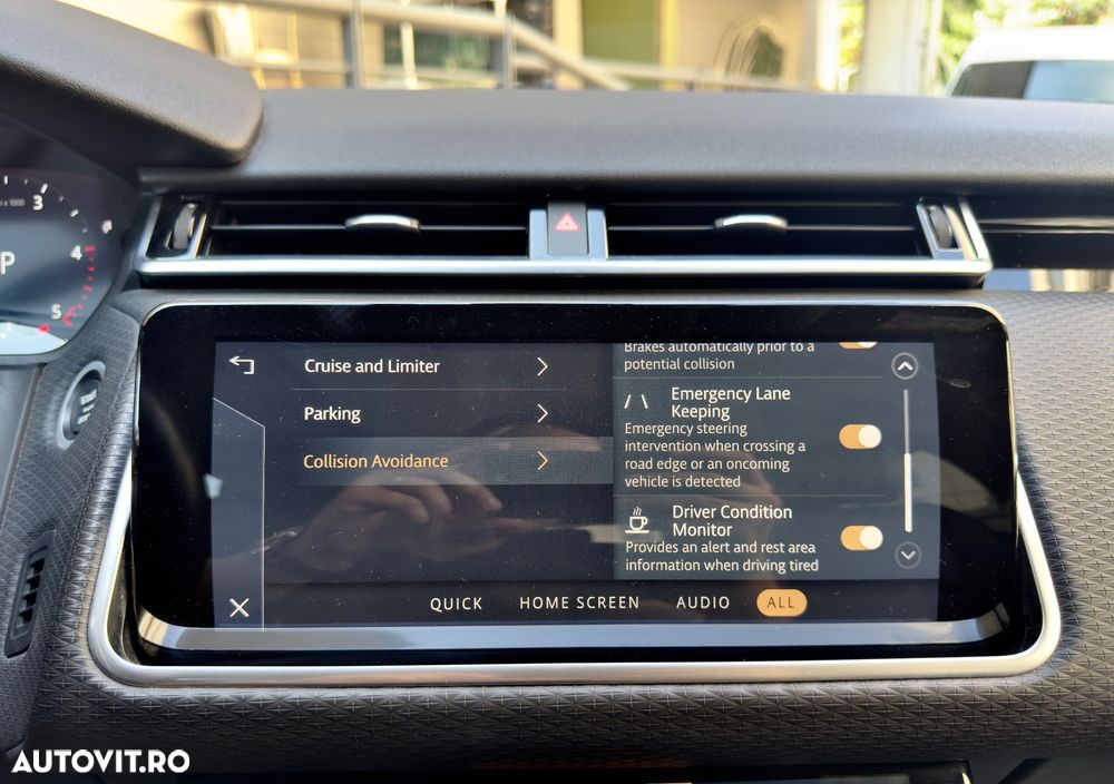 Land Rover Range Rover Velar 2.0 D200 MHEV Dynamic SE - 24