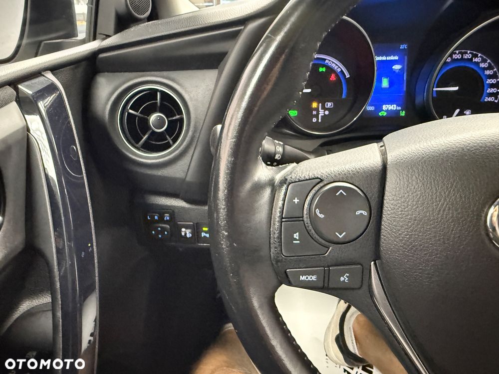 Toyota Auris - 18