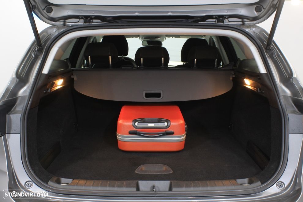 Fiat Tipo Station Wagon Cross 1.0 GSE T3 Cross - 27