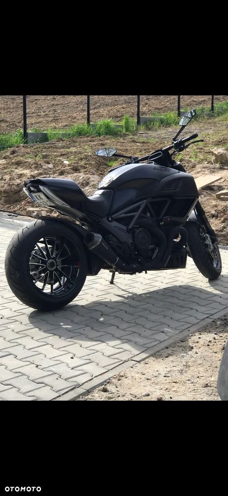 Ducati Diavel - 2