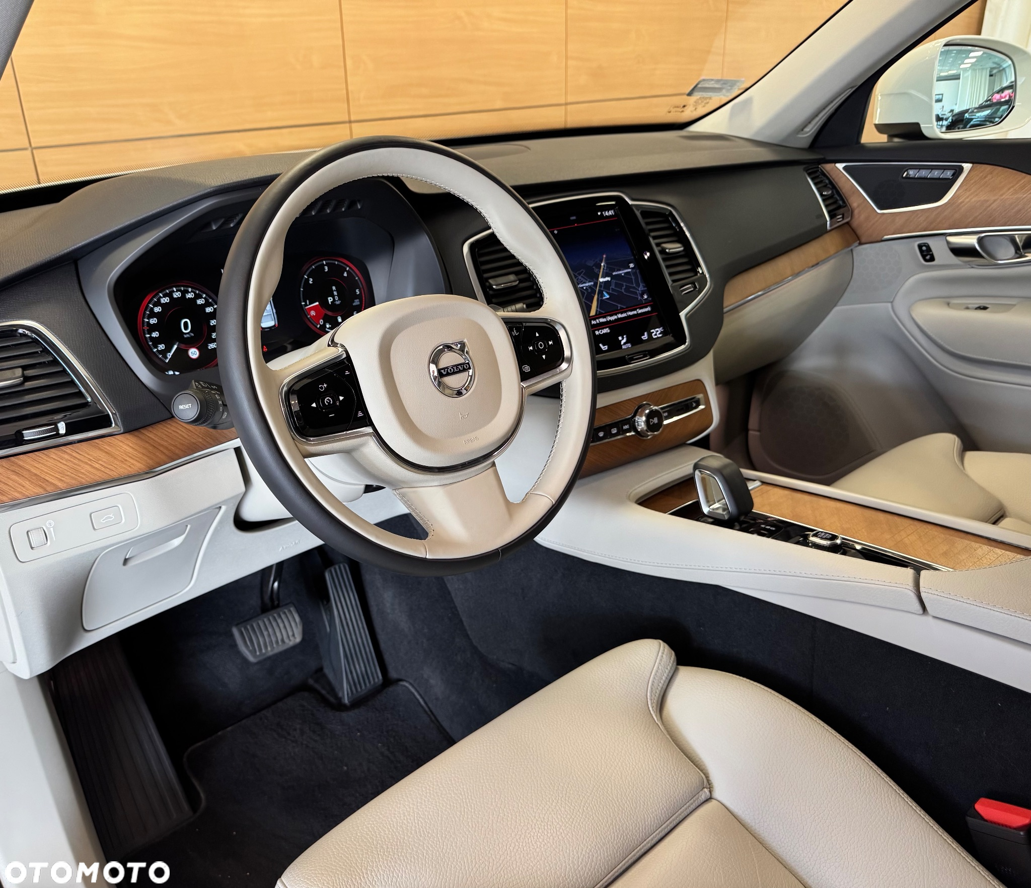 Volvo XC 90 - 16